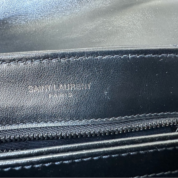 YSL LOULOU TOY - Picture 6 of 11